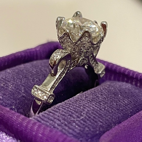 Imported 925 1.75CT GH Color Moissanite Diamond Ring Sz9+ NWT - Picture 3 of 7